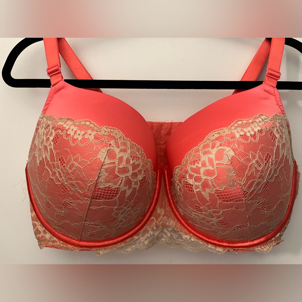 Lane Bryant Cacique 44DD Coral Lace Overlay Bra